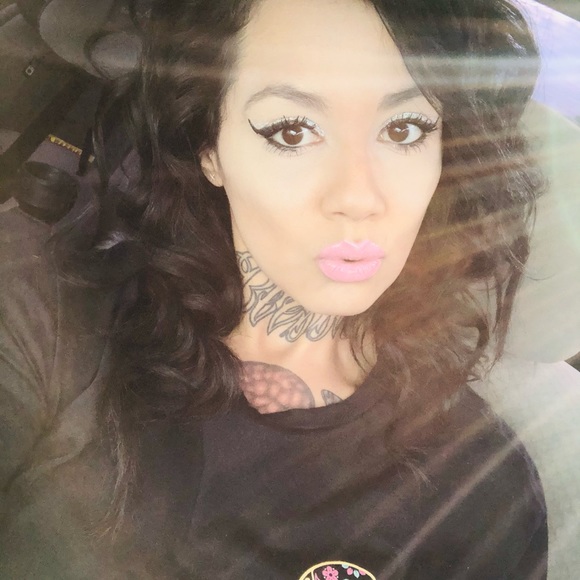 Meet your Posher, Alexis - Picture 7 of 12